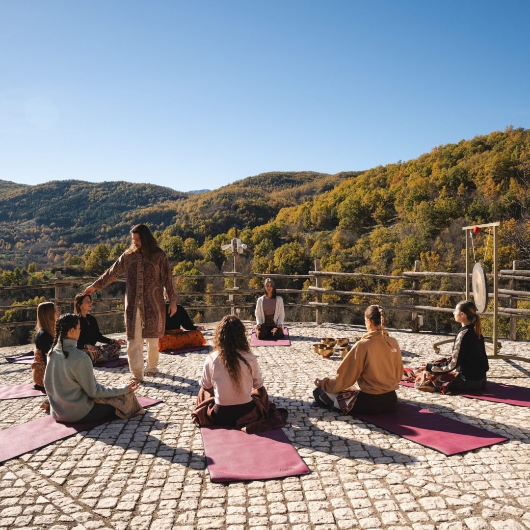 precorsi yoga e retreat